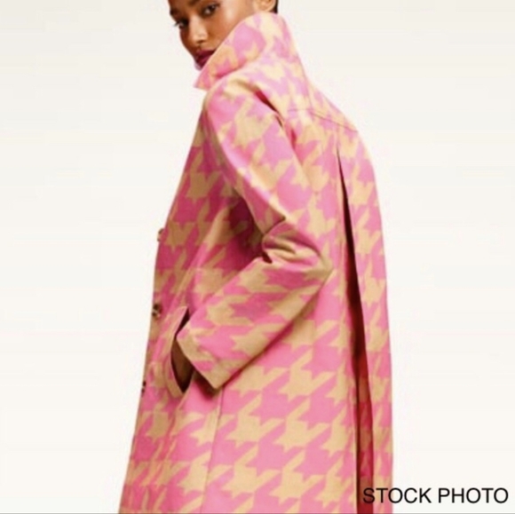 Isaac Mizrahi Jackets & Blazers - ISAAC MIZRAHI | NWOT Pink Houndstooth Jacket